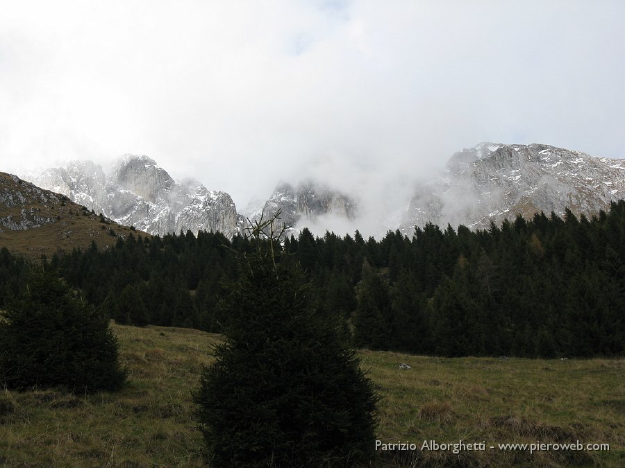 10 panorama sulla Presolana.JPG - 10 Panorama sulla Presolana